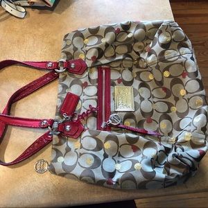 Red patent leather Coach Poppy heart bag